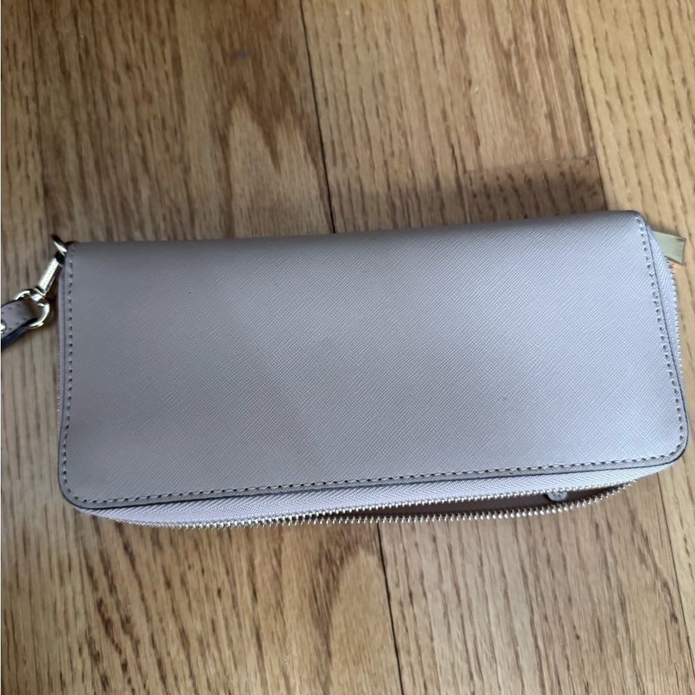 Michael Kors Cream Wallet pebbled leather - Picture 9 of 16